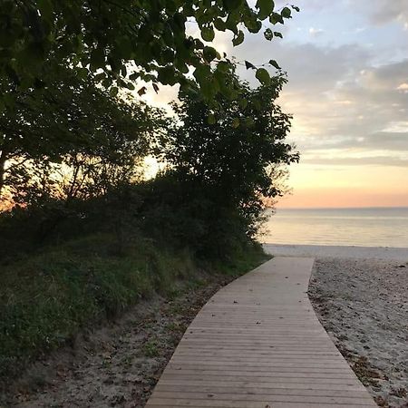 Stilvolles Reetdachhaus Coastline An Der Ostsee Groß Schwansee Buitenkant foto